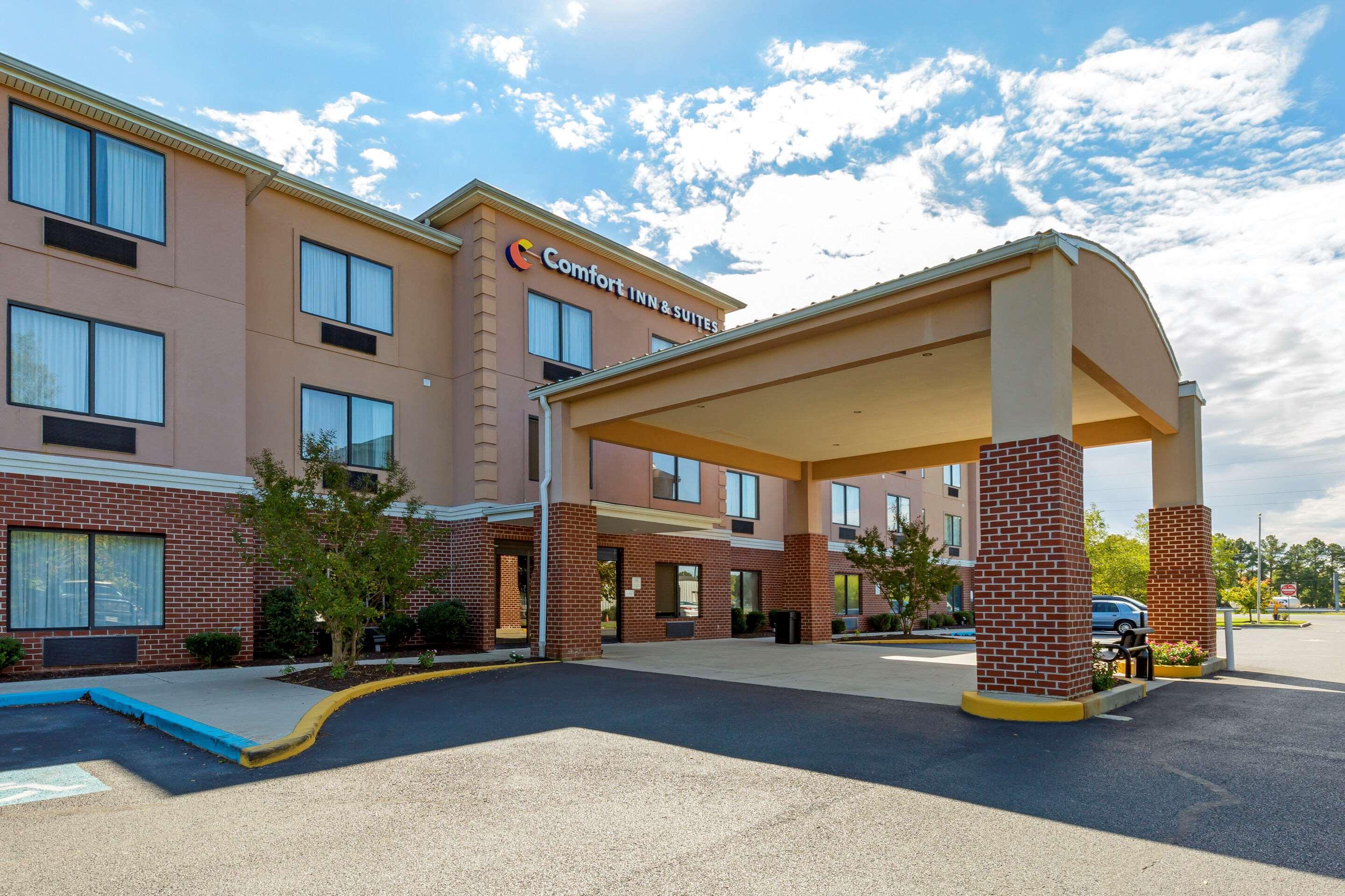 Comfort Inn & Suites Cambridge Buitenkant foto
