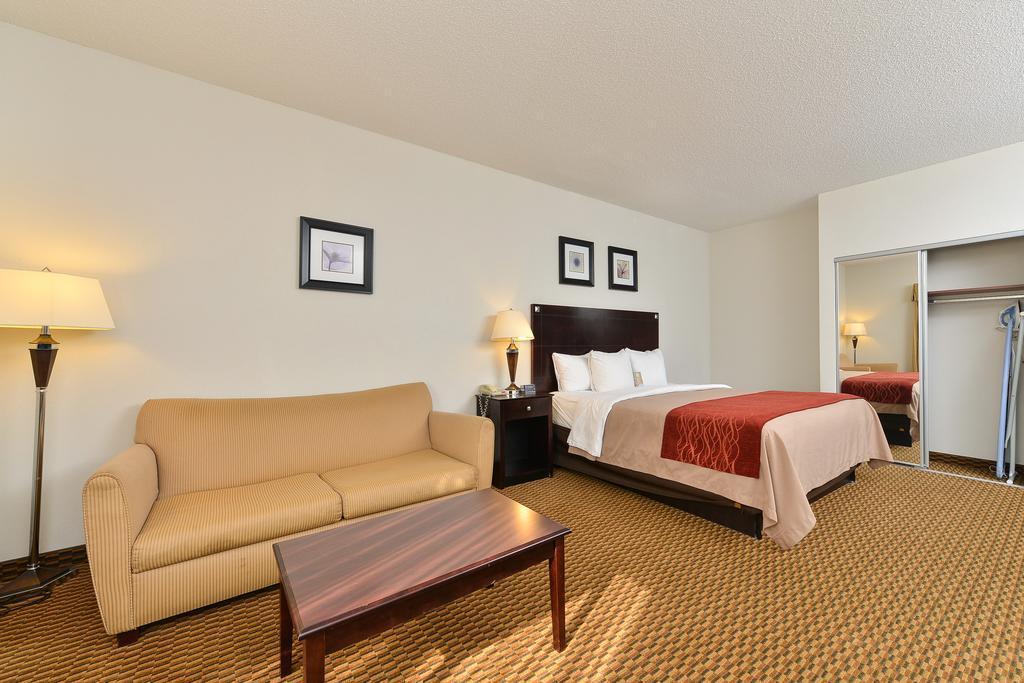 Comfort Inn & Suites Cambridge Buitenkant foto