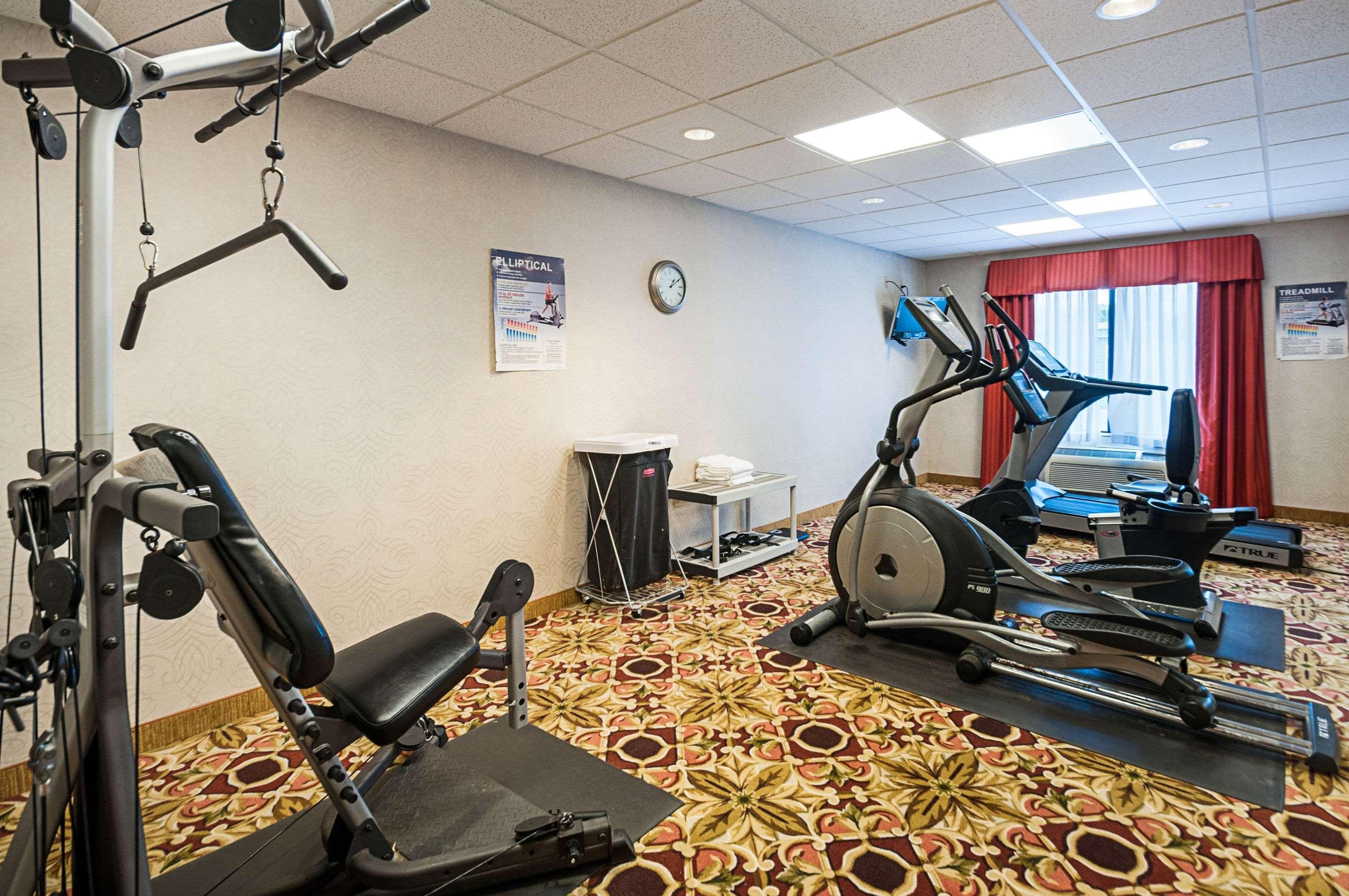 Comfort Inn & Suites Cambridge Buitenkant foto