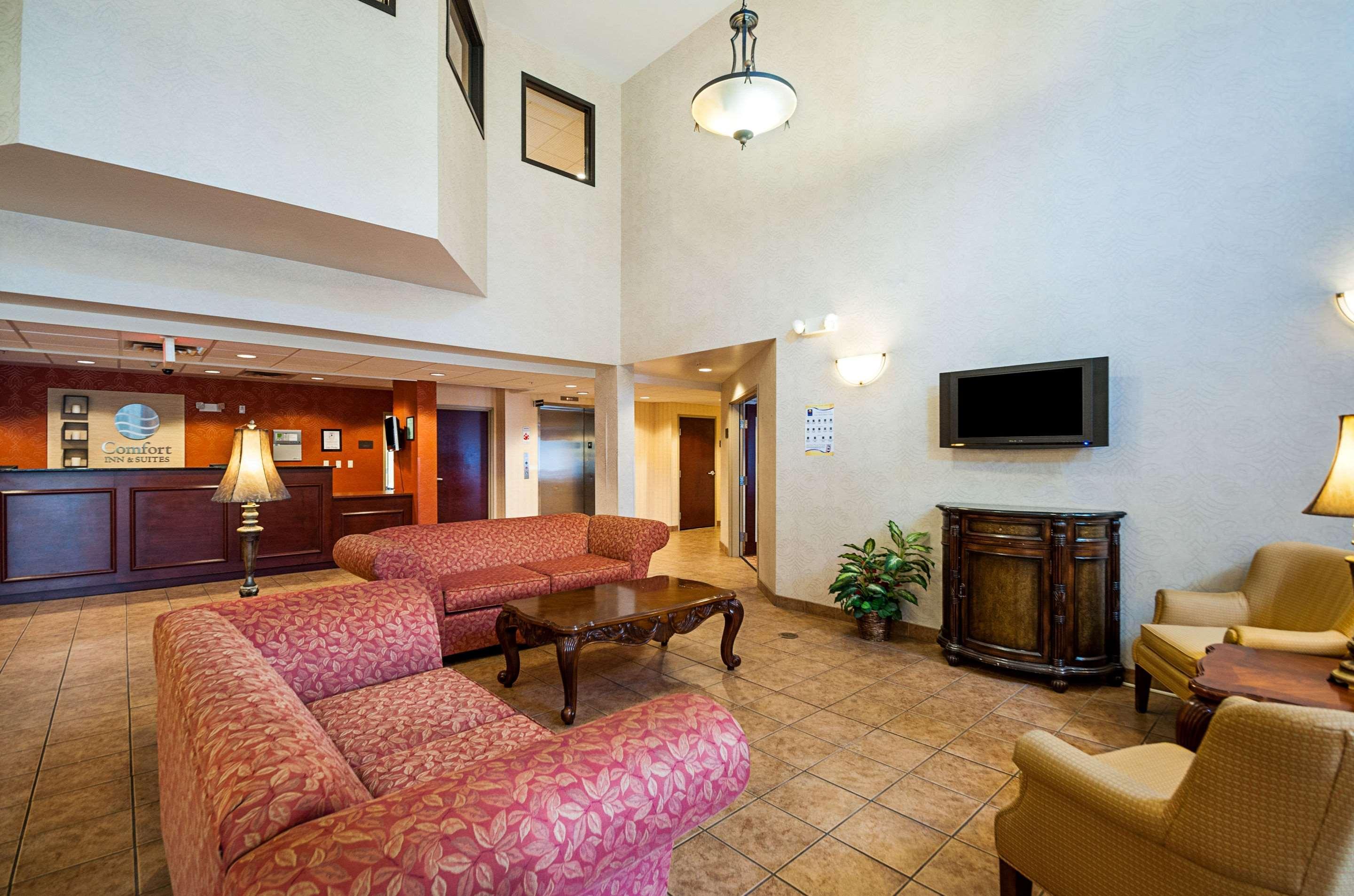 Comfort Inn & Suites Cambridge Buitenkant foto